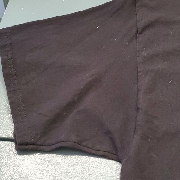 GARTH BROOKS black tee shirt. No size tag. Believe its M/L - Picture 3 of 6